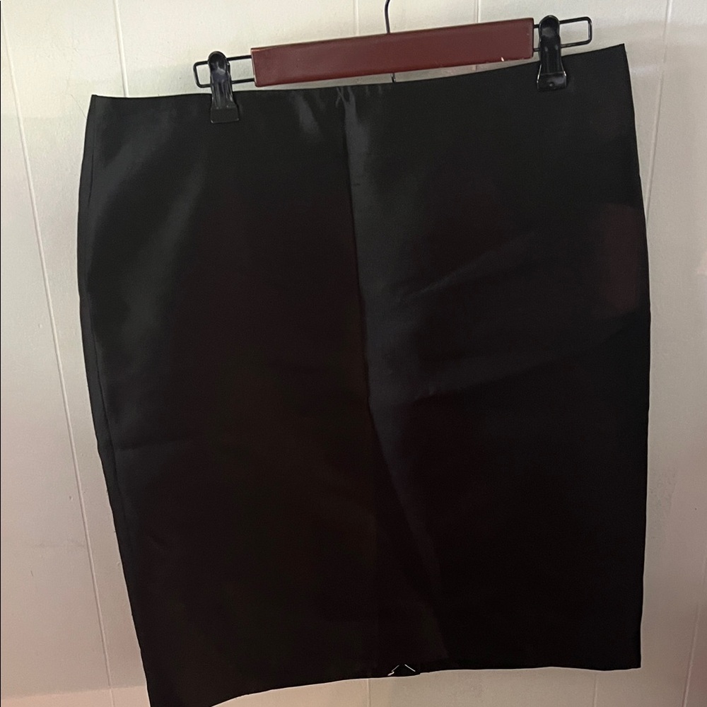 Talbots Elegant Black Blazer and Skirt Ensemble - Picture 6 of 9